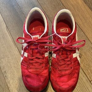 Onitsuka Tiger by asics pink and white size 6